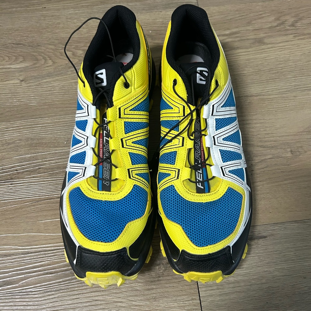 Salomon Men's Blue, Yellow & Black Trail Running Shoes